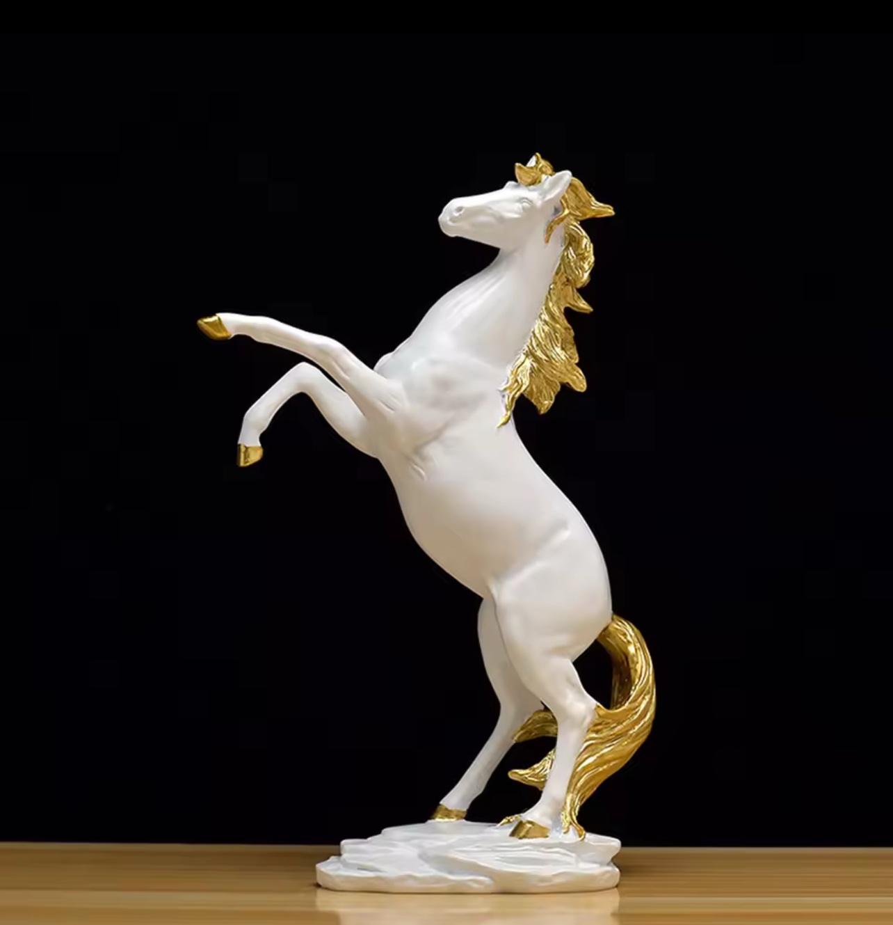 Horse Statue Resin Horse Figurine Animal Sculpture Decor Collective Ornaments Desktop Figures for Cabinet Restaurant Store Decor - White Gold - Image 2