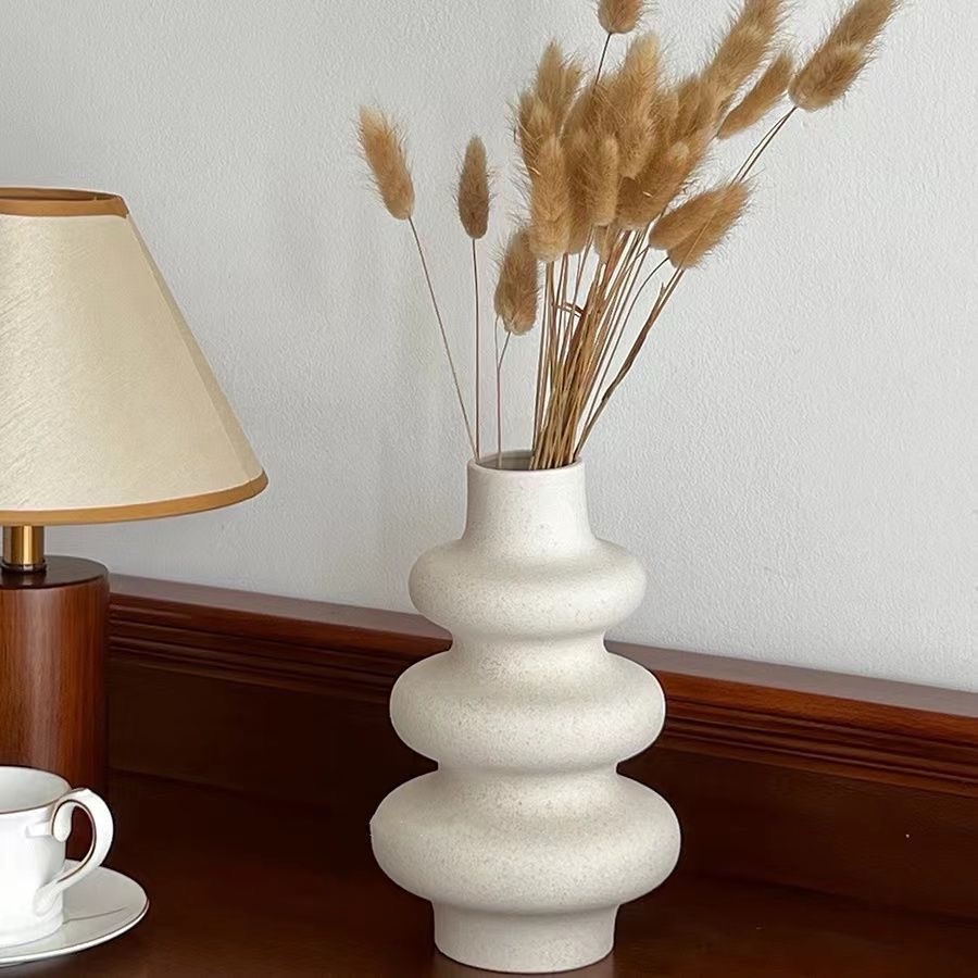 Modern Minimalist Spiral Shaped Decorative Flower Vase