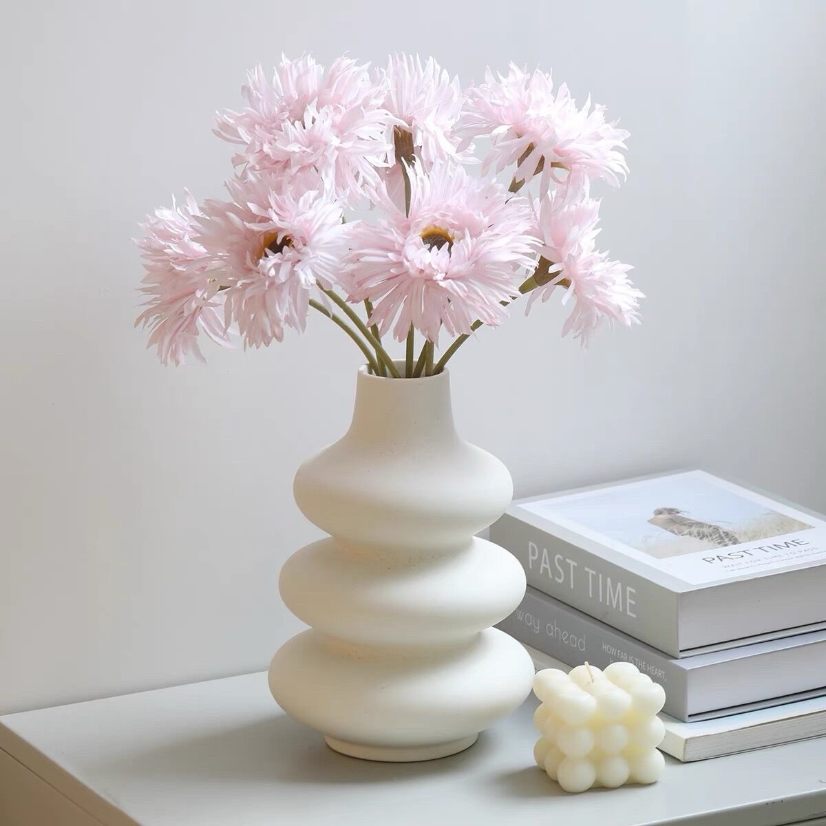 Modern Minimalist Spiral Shaped Decorative Flower Vase - Image 6