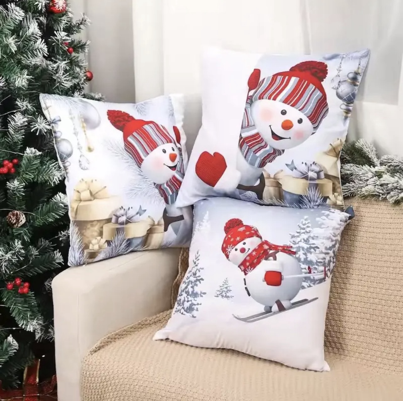 Christmas Pillow Covers (No Filler) for Christmas Decoration Throw Pillow Covers
Size 45cm*45cms