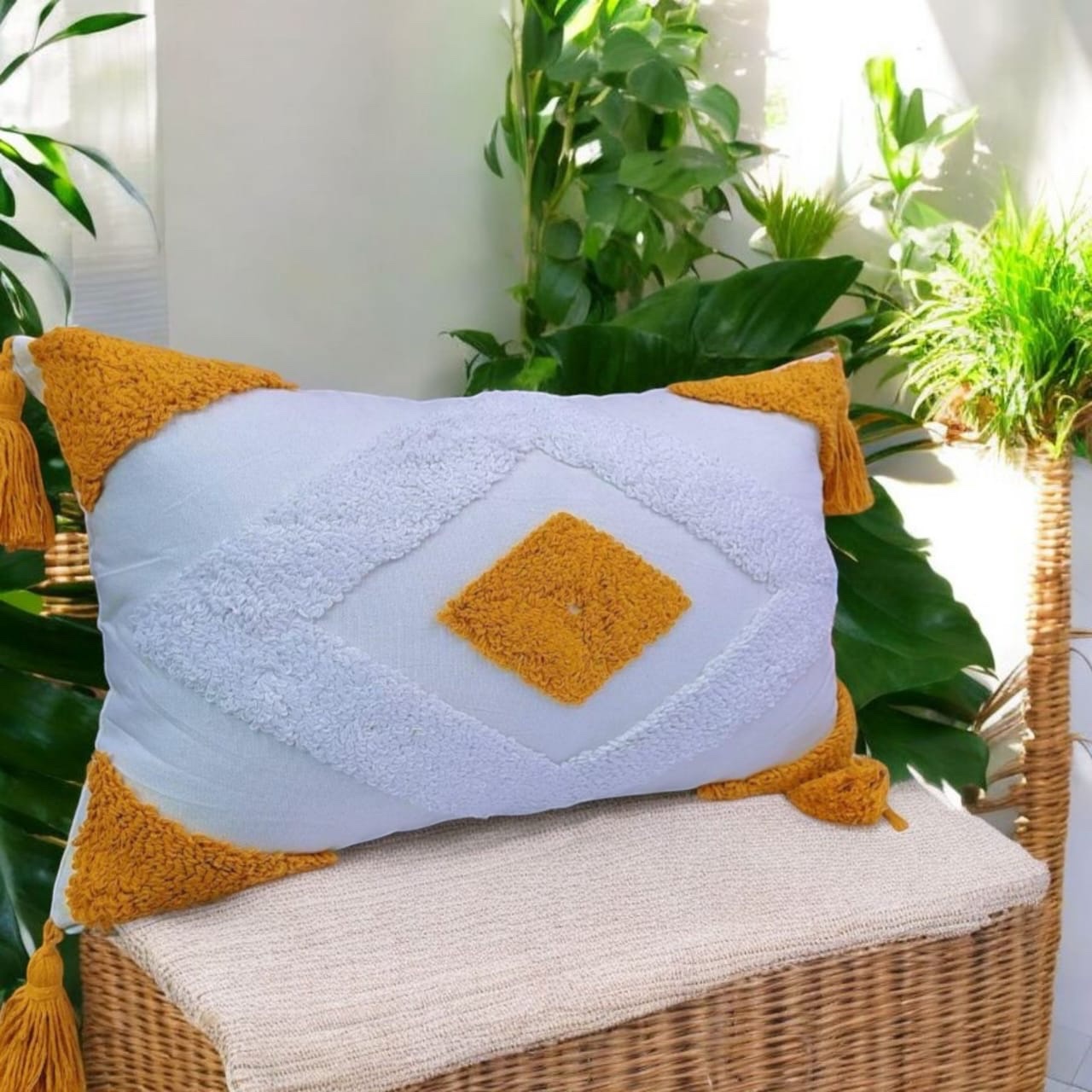 Boho Lumbar Throw Pillow Cases Size 30x45cm Cushion Cover With Tassels