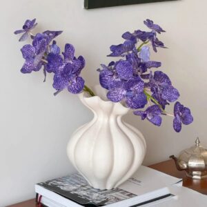 Modern Ceramic Tabletop Decor High-End Retro Art Decoration White Petal Shaped Ceramic Vase