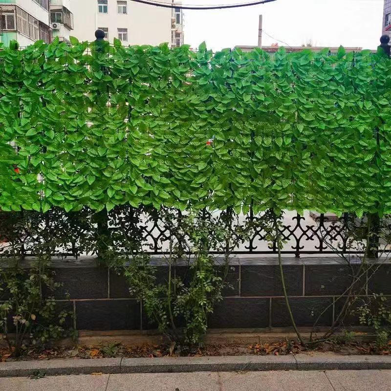 Realistic Artificial Leaf Privacy Fence 3m by 1m
perfect for backyard and balcony privacy - Image 5