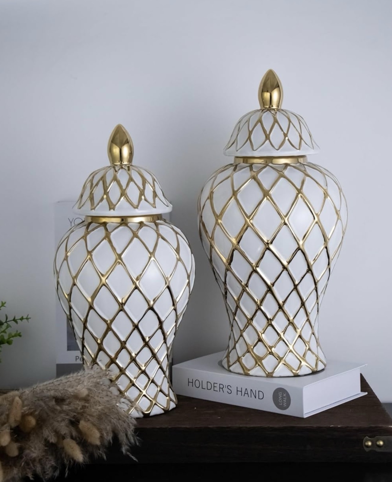 Decorative Ginger jar, Ceramic Ginger jar with lid, Suitable for Farmhouse Tabletop, Wedding Decoration, Office, White and Gold - Image 2