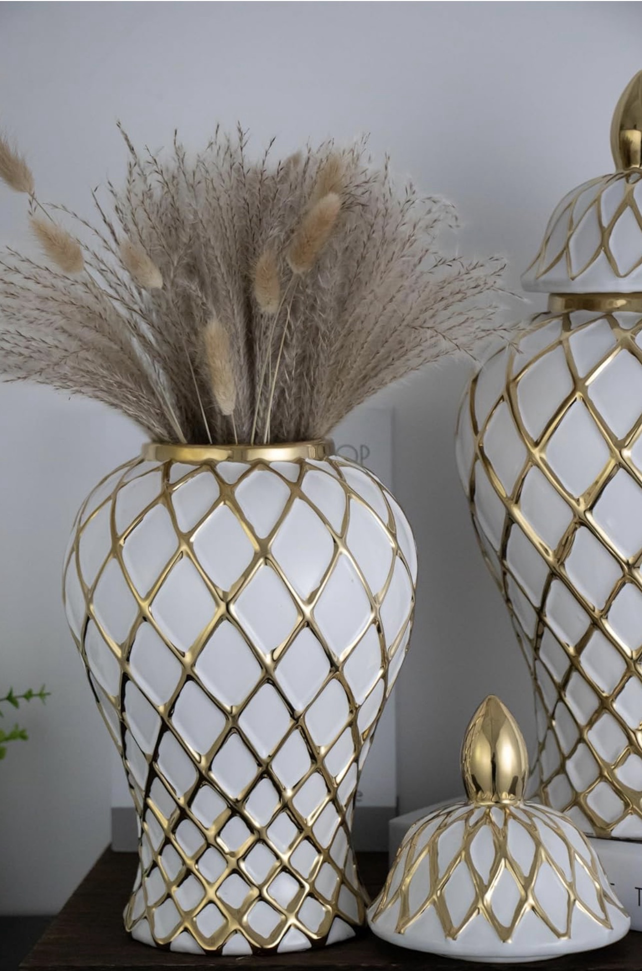 Decorative Ginger jar, Ceramic Ginger jar with lid, Suitable for Farmhouse Tabletop, Wedding Decoration, Office, White and Gold - Image 4