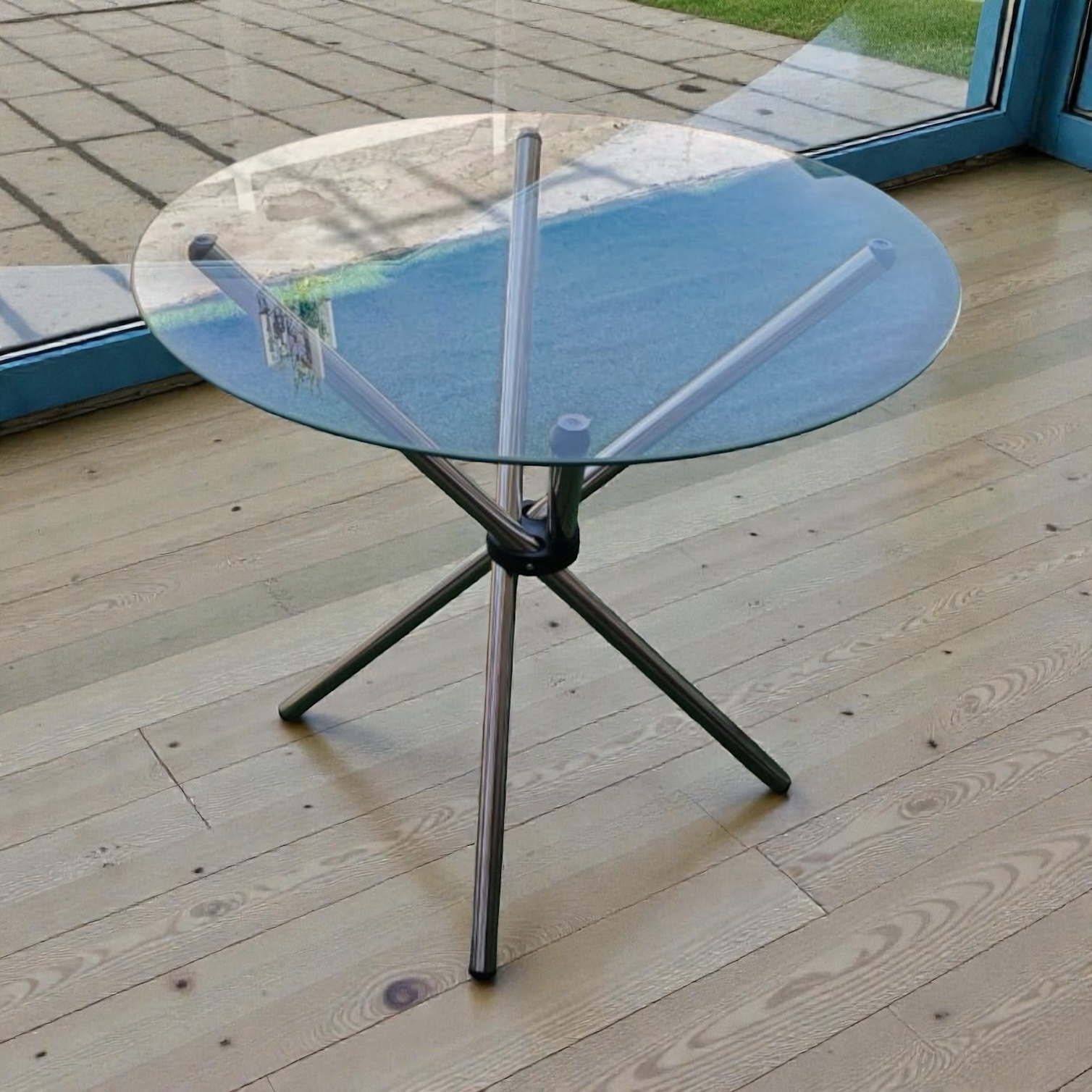 Round Clear Tempered Glass Dining Table with Silver Sturdy Stainless Steel Legs Fits 2-4 Chairs - Image 3