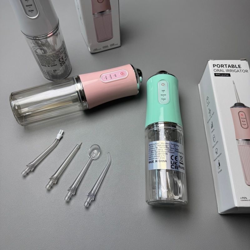 4 nozzles New Dental Water Jet Oral Irrigator / Teeth Cleaner/ Dental Water flosser green , white pink
- Image 2