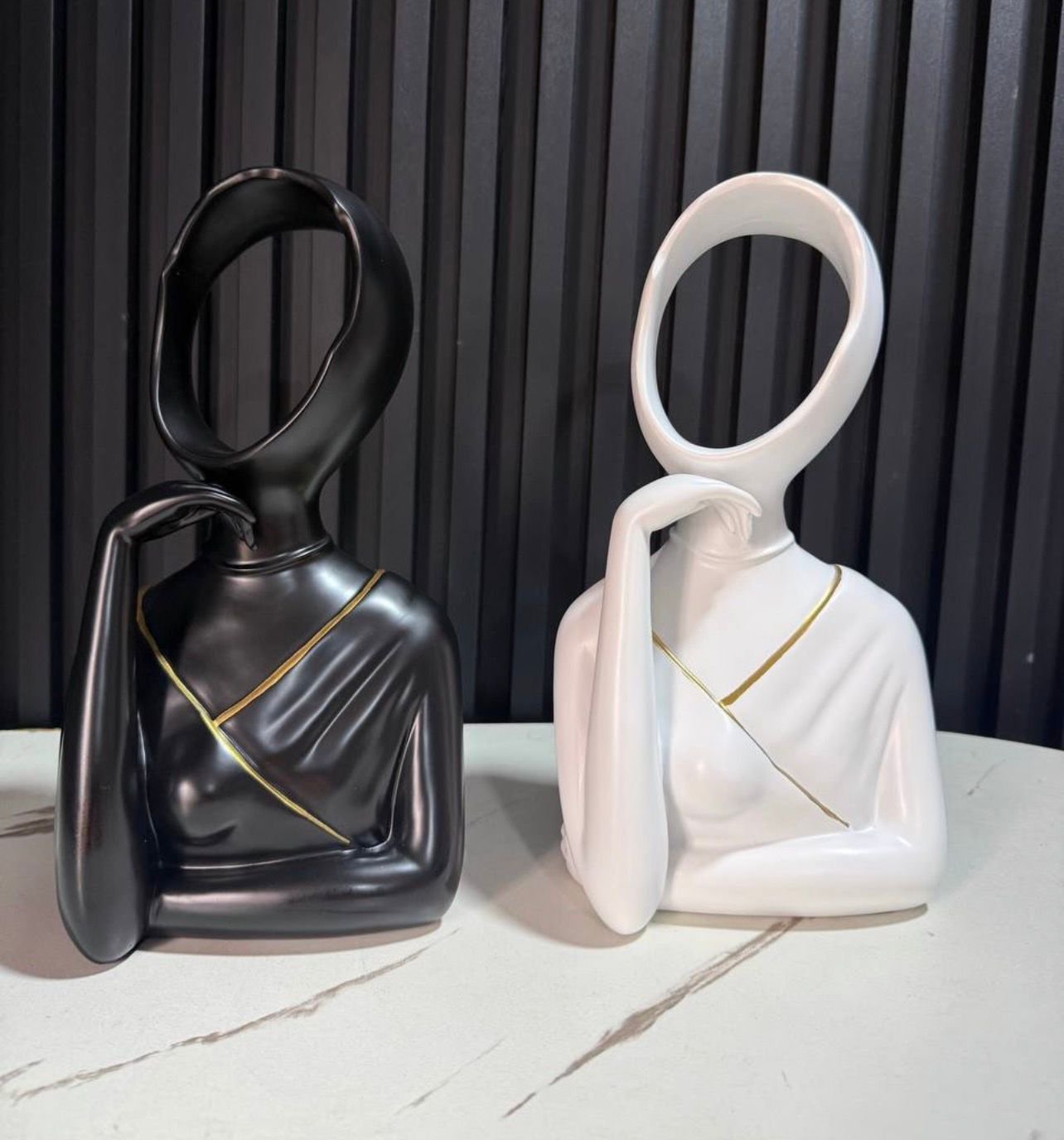 Faceless Lady Decorative Statue – Modern Abstract Sculpture | Luxury Home Decor Kenya