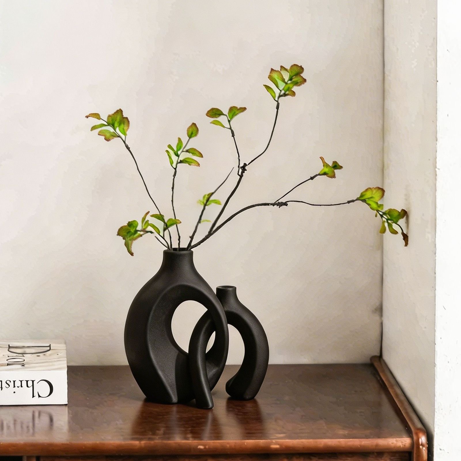 Black Interlocking Abstract Vase Set (2pcs) – Modern Sculptural Flower Vases | Home Decor Kenya - Image 2