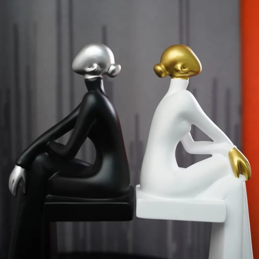 Abstract Resin Figure Table Ornament – Modern Home & Office Decor | Luxury Decor Kenya - Image 4