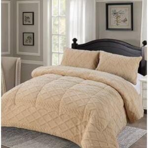 Woolen Tufted Duvet Set – 6×7 Luxury Bedding (1 Duvet + Bedsheet + 2 Pillowcases) | Cozy Bedroom Set Kenya