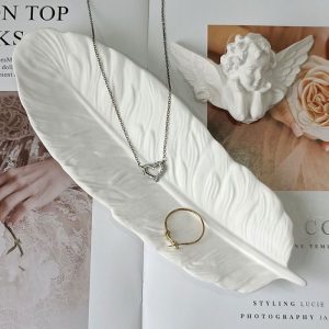 Decorative White Feather Jewelry Tray – Elegant Trinket Dish & Ring Holder | Luxury Vanity Décor Kenya